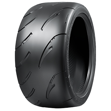 Nankang AR-1 235/40 R17